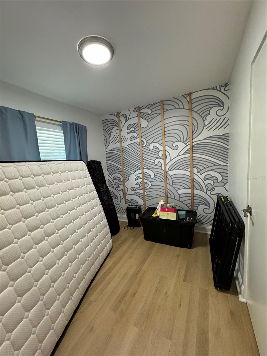 MEADOW LAWN 12TH ADD - Residential Lease