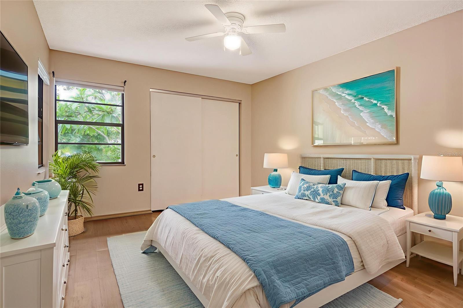 KEY TOWER SOUTH - Residential