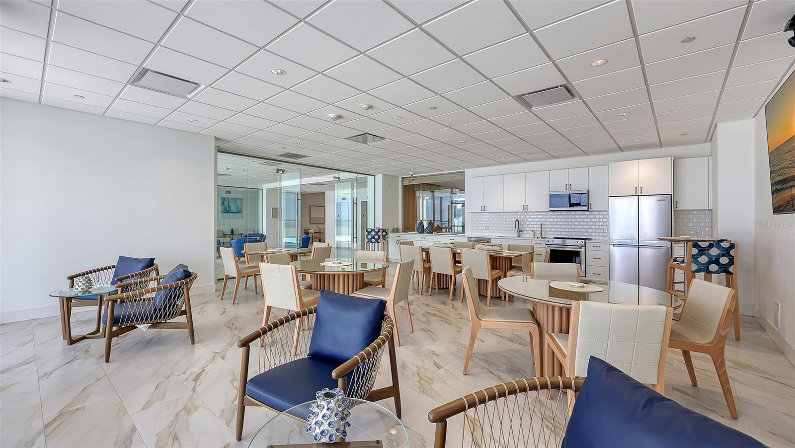 KEY TOWER SOUTH - Residential