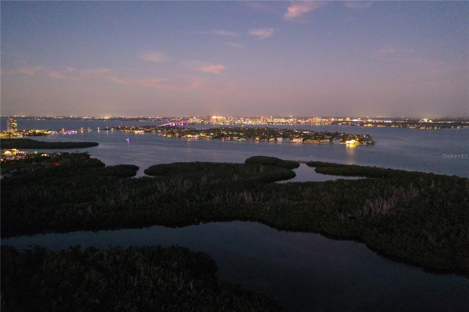 KEY TOWER SOUTH - Residential