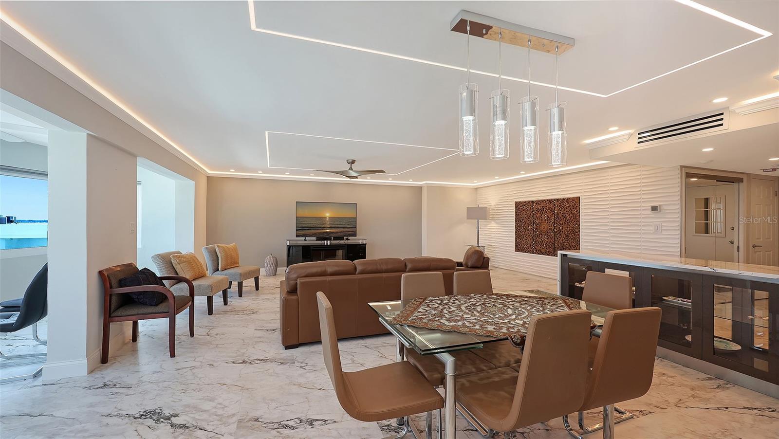 KEY TOWER SOUTH - Residential