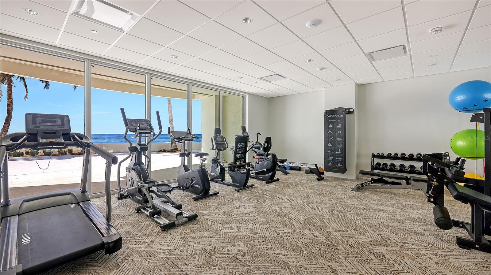 KEY TOWER SOUTH - Residential