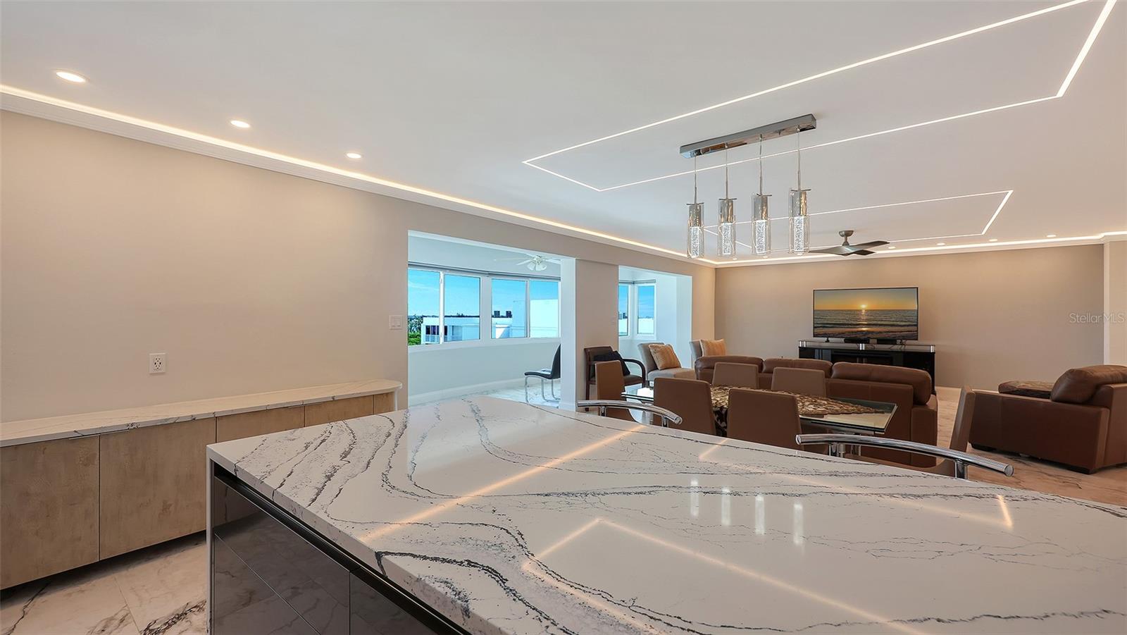 KEY TOWER SOUTH - Residential