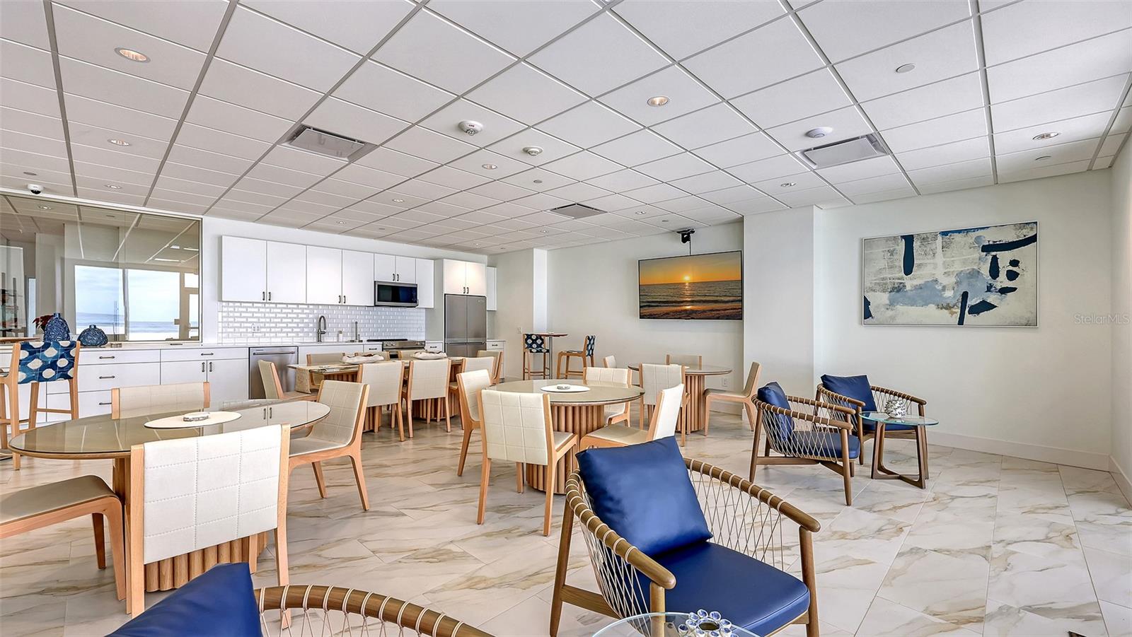 KEY TOWER SOUTH - Residential