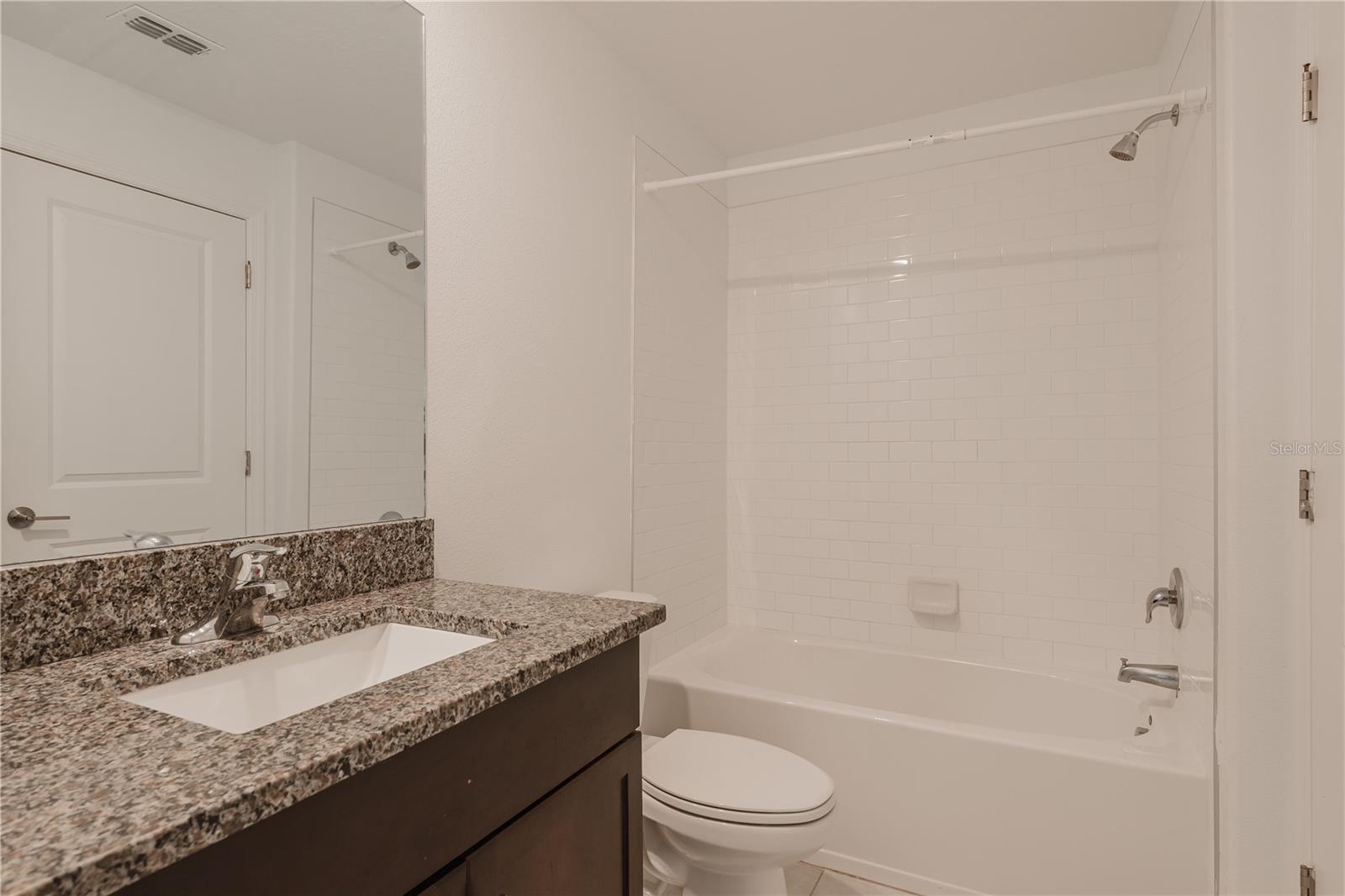 BELMONT TWNHMS PRCL F - Residential Lease