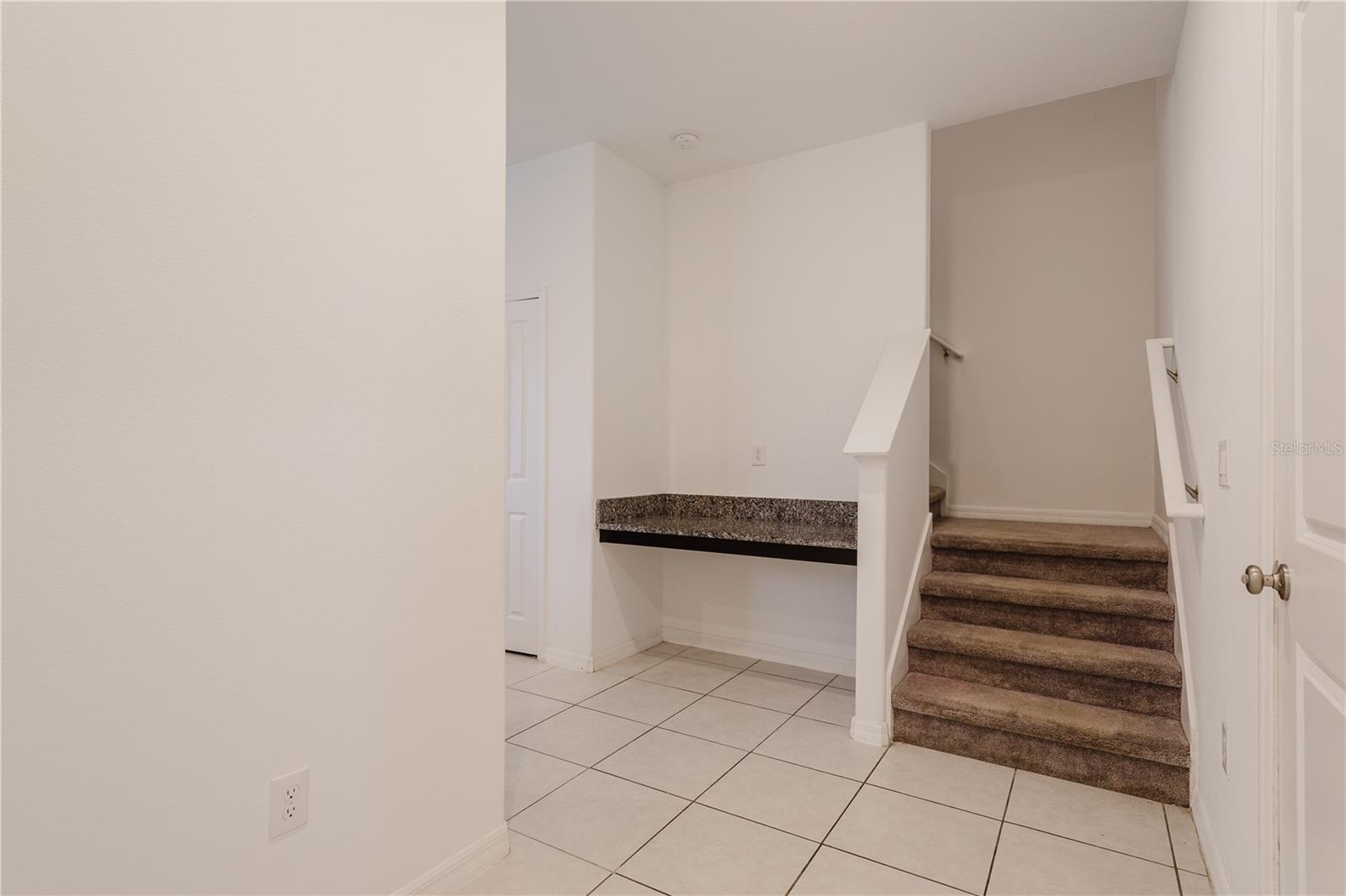 BELMONT TWNHMS PRCL F - Residential Lease