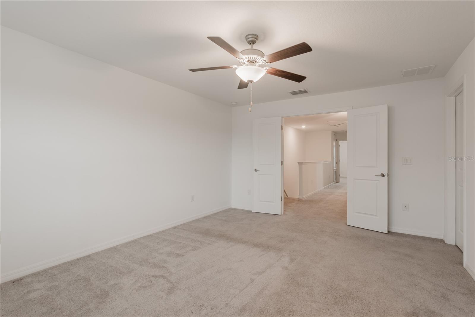 BELMONT TWNHMS PRCL F - Residential Lease