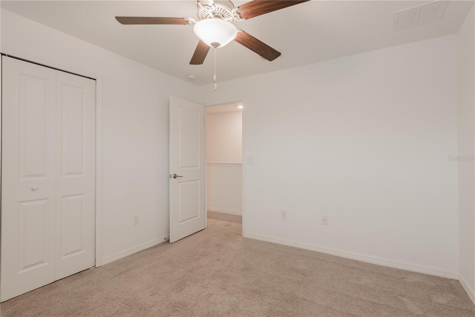 BELMONT TWNHMS PRCL F - Residential Lease