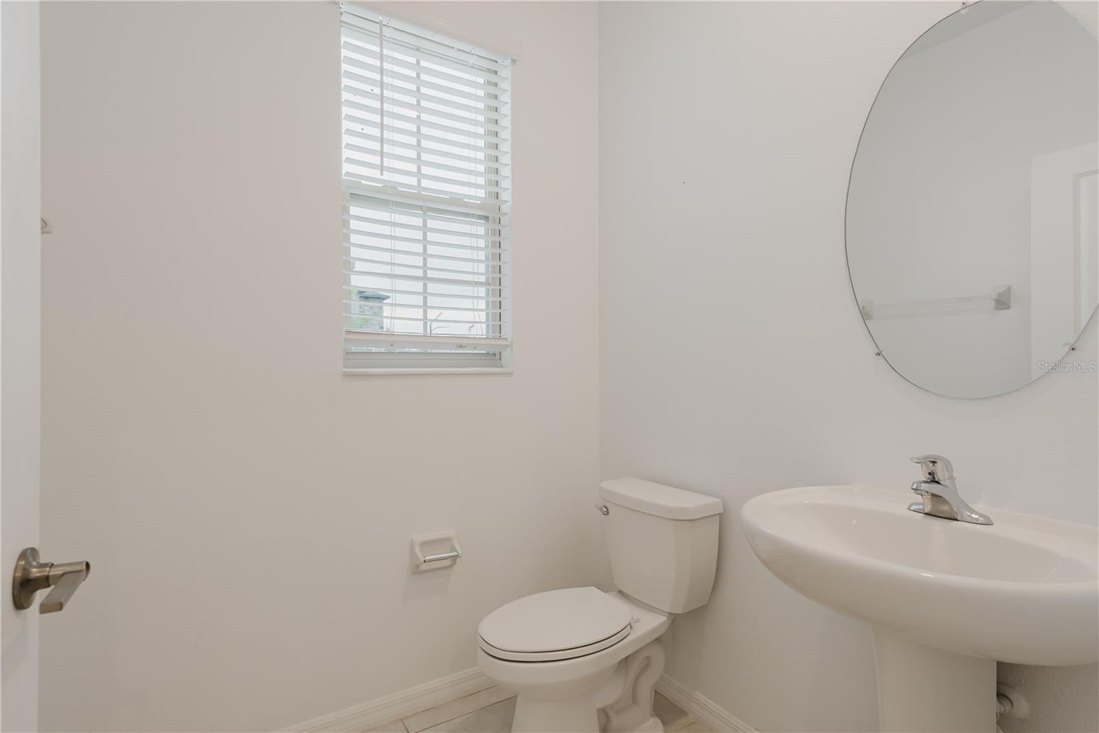 BELMONT TWNHMS PRCL F - Residential Lease