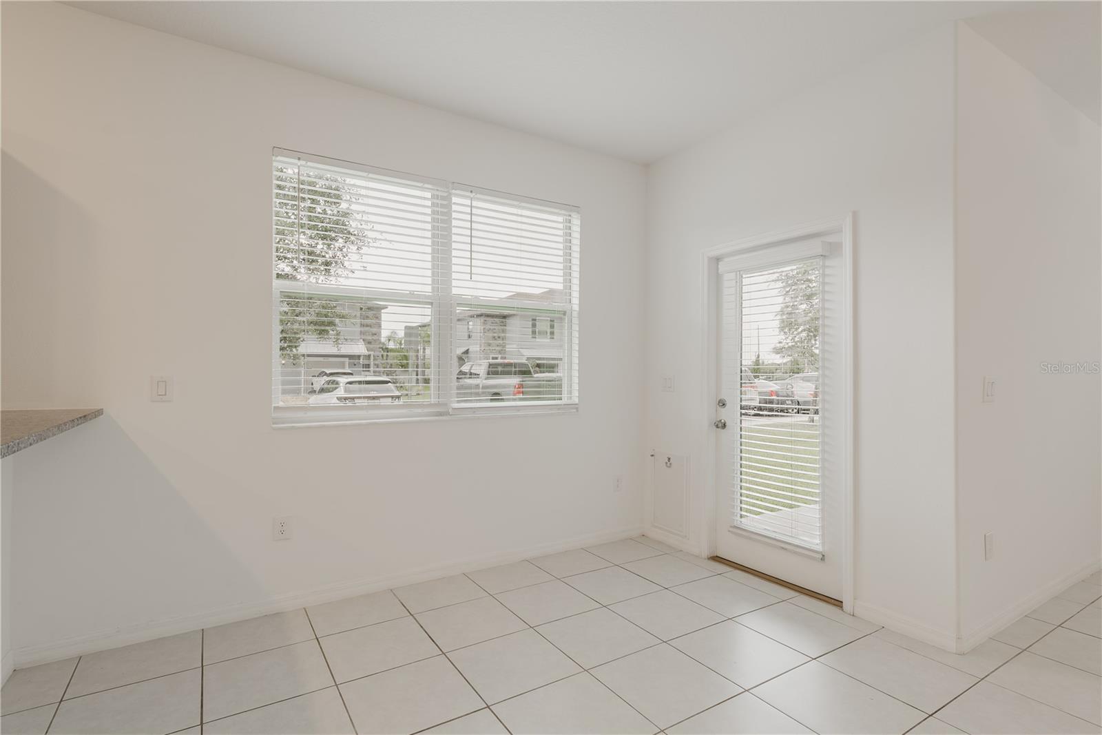 BELMONT TWNHMS PRCL F - Residential Lease