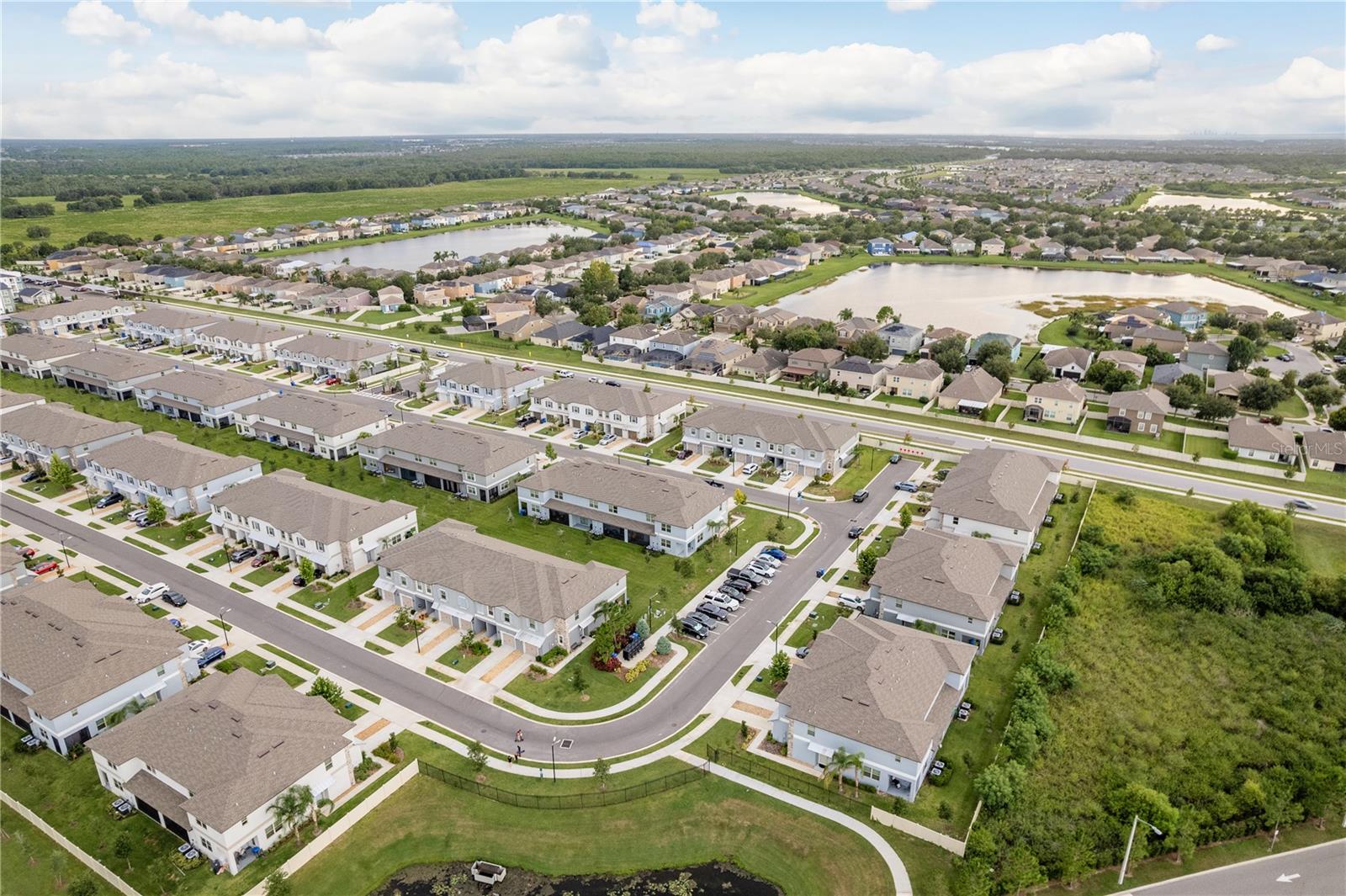 BELMONT TWNHMS PRCL F - Residential Lease