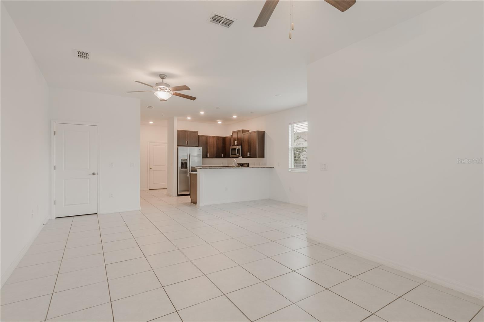 BELMONT TWNHMS PRCL F - Residential Lease