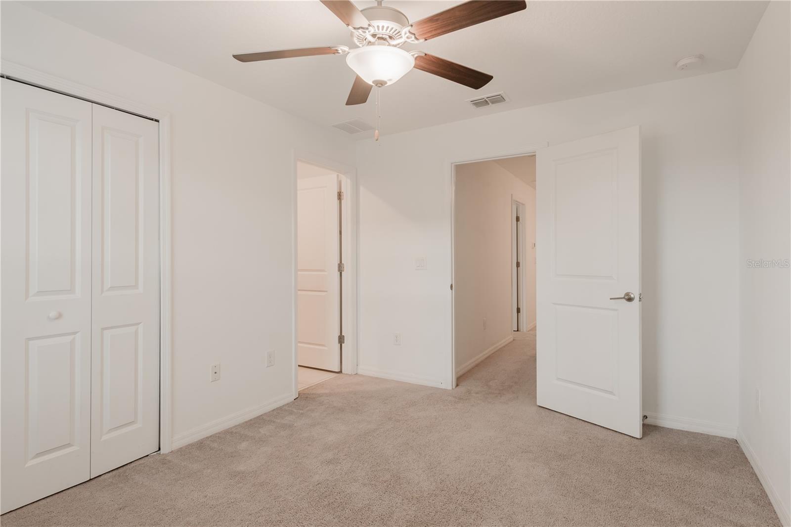BELMONT TWNHMS PRCL F - Residential Lease