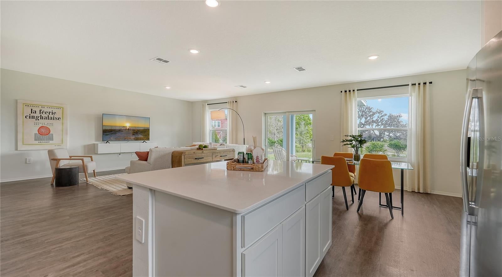 11403 LAKE LOUISA TERRACE