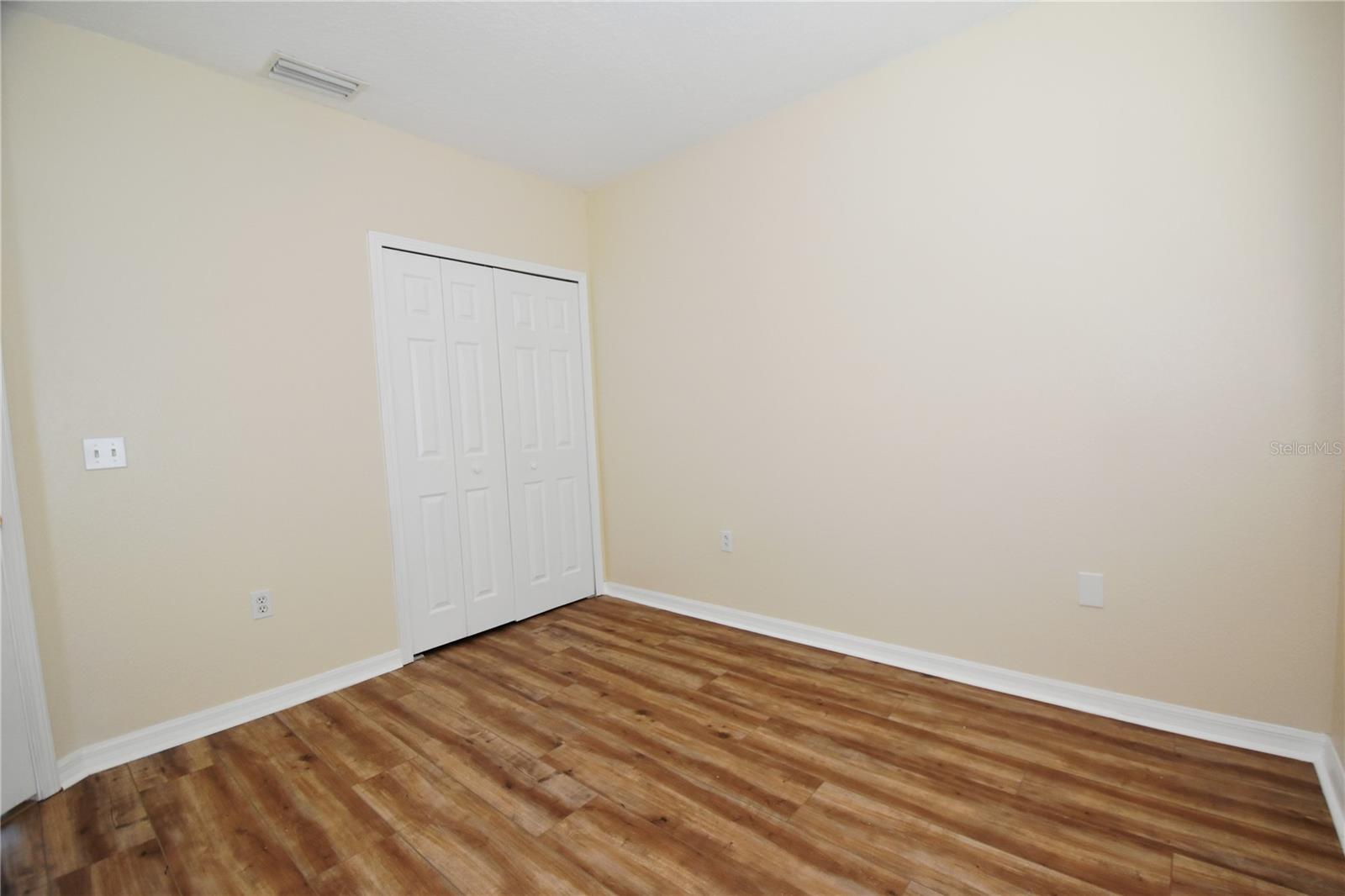 VILLAGES OF BLOOMINGDALE CONDO - Residential