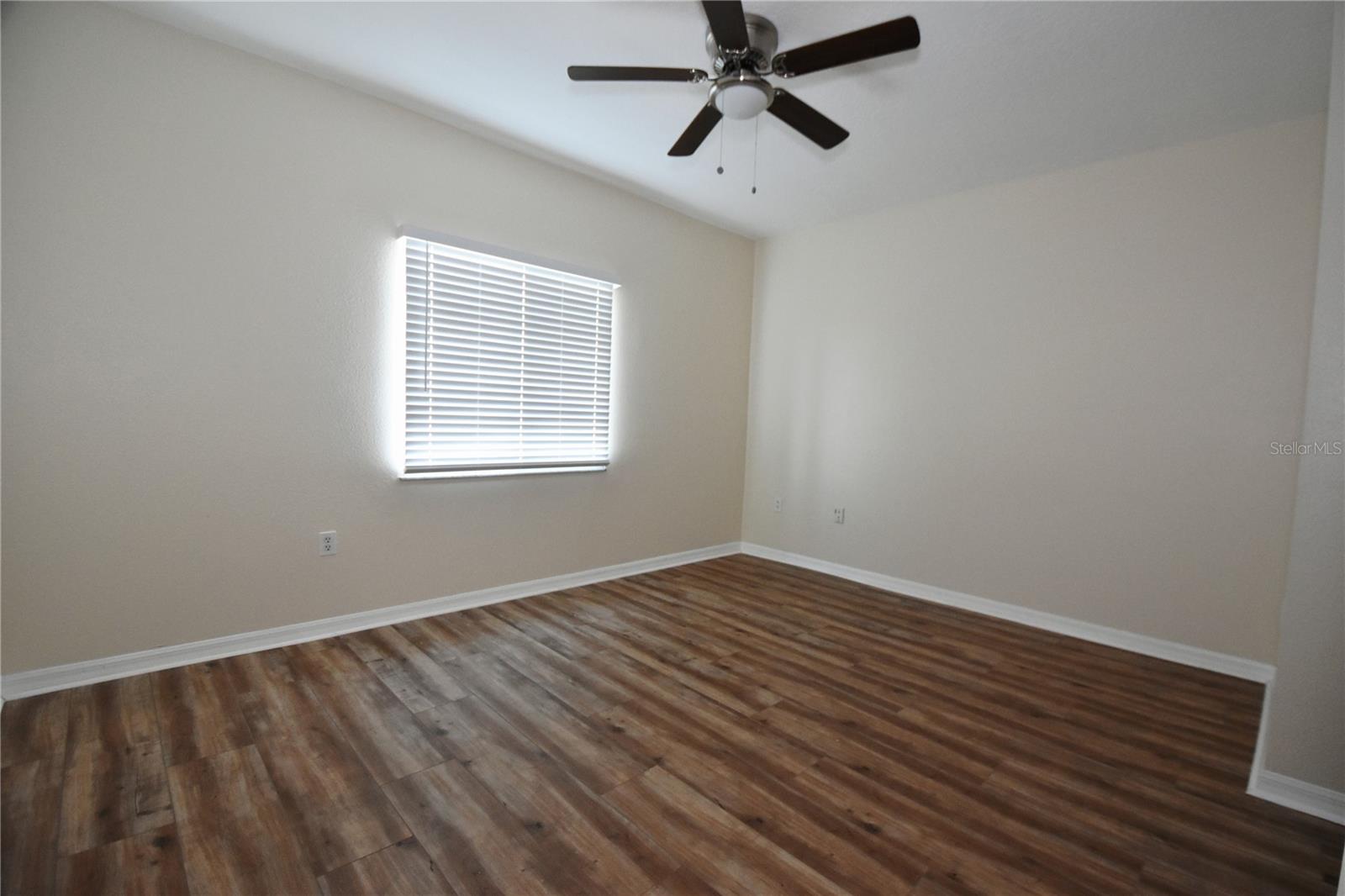 VILLAGES OF BLOOMINGDALE CONDO - Residential