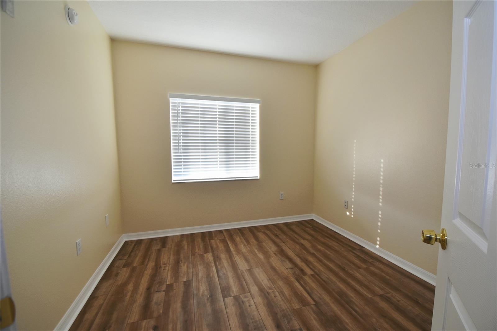 VILLAGES OF BLOOMINGDALE CONDO - Residential