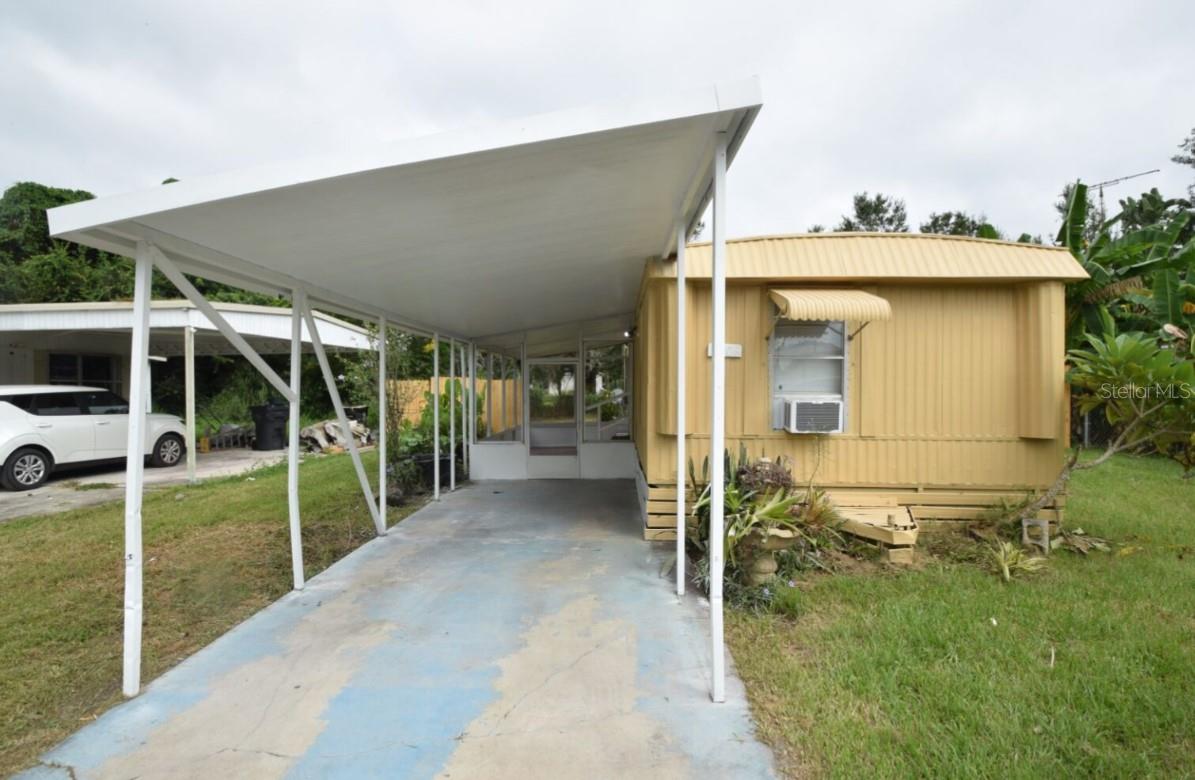 Cozy 1-bedroom mobile home at 3306 Peachtree Hill Road offers a perfect blend of comfort and convenience. With a full bath and a new renovated kitchen, this home ensures you have everything you need for a comfortable lifestyle. Great natural light inside, and fresh exterior paint outside; a great home option waiting for you! Rent is $1,295/month, and the security deposit is $1,300. WE OFFER A SECURITY DEPOSIT ALTERNATIVE. The application fee is only $80/adult. In addition to the advertised base rent, all Lakeland Homes and Realty tenants are enrolled in the Resident Benefits Package (RBP) for $50/month (ex.: $1295 (base rent) + $50 (RBP) = $1345 total monthly charge), which includes HVAC air filter delivery to your door (for applicable properties), credit building to help boost your credit score with timely rent payments, $1M Identity Protection, $100K Personal Property Insurance, utility concierge service to make your move-in less stressful, our resident rewards program, and much more! More details upon application.