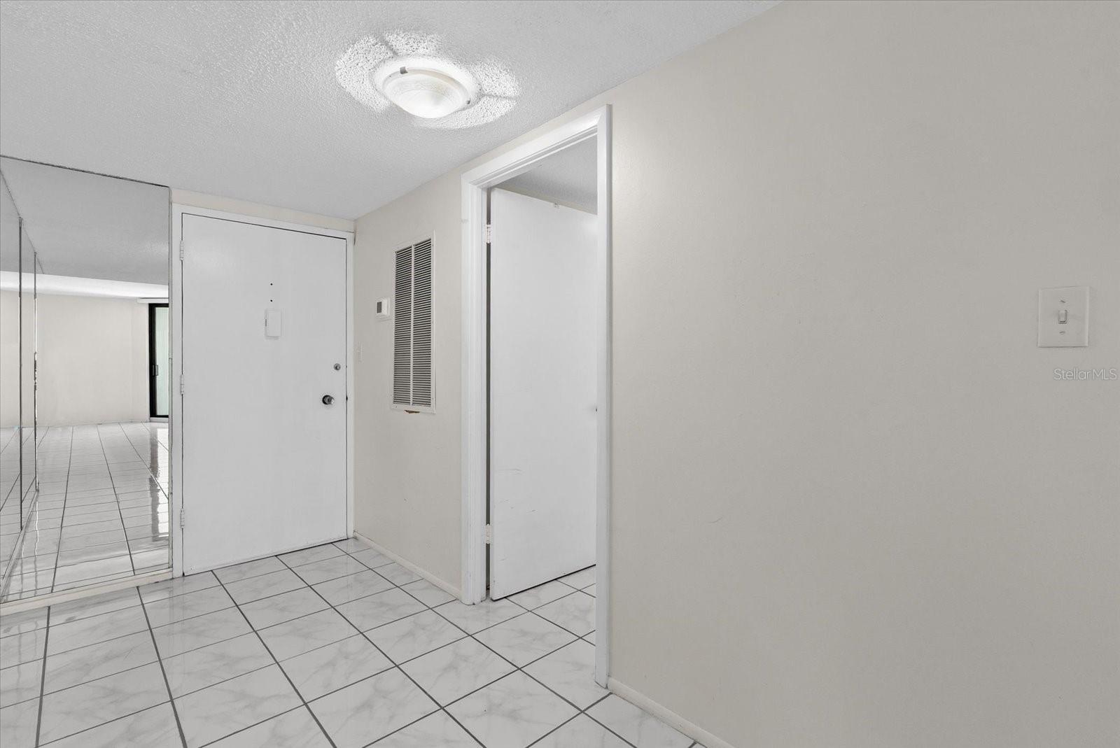 4822 OCEAN BOULEVARD 11E