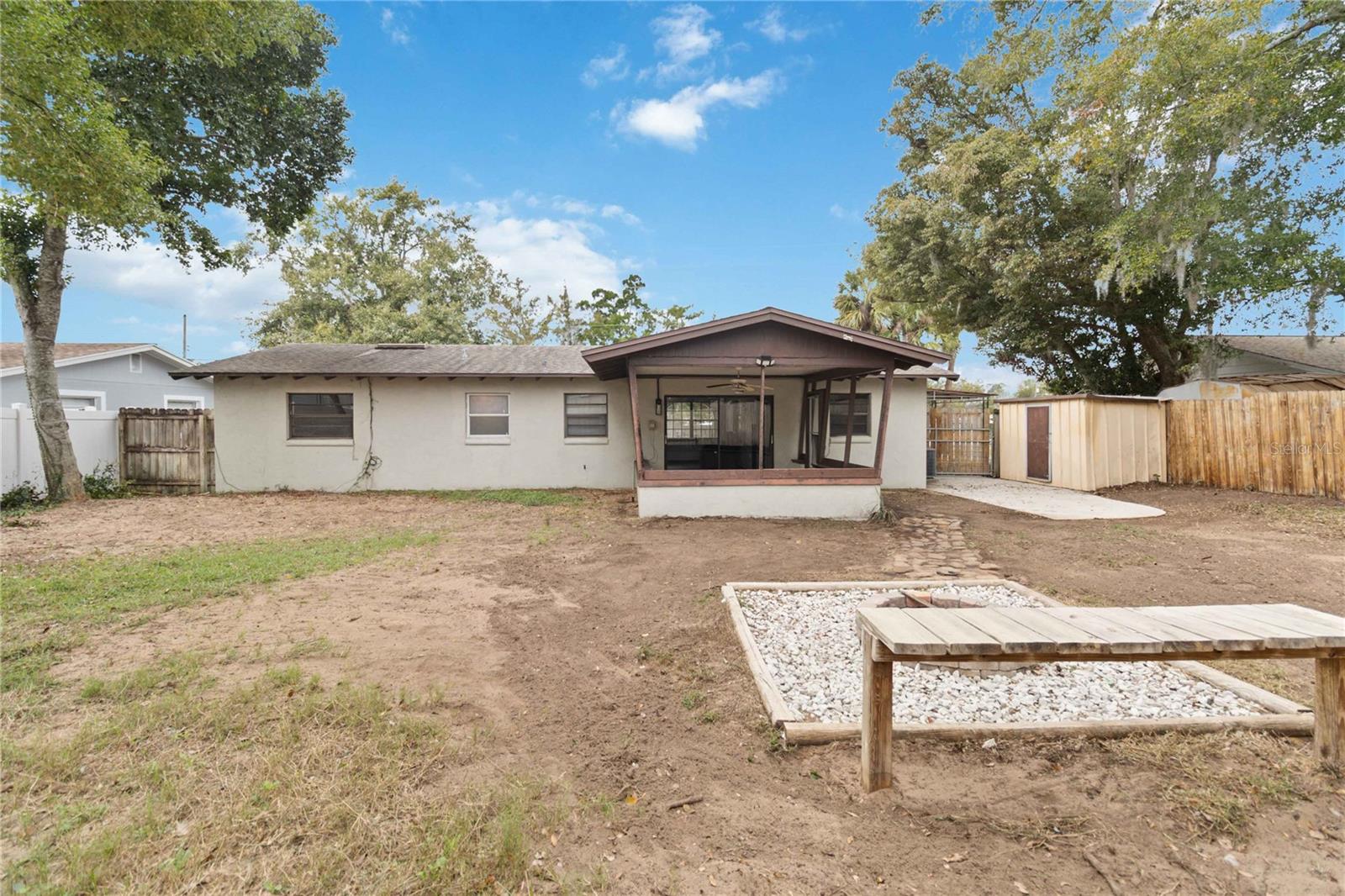 KOCH TERRACE - Residential