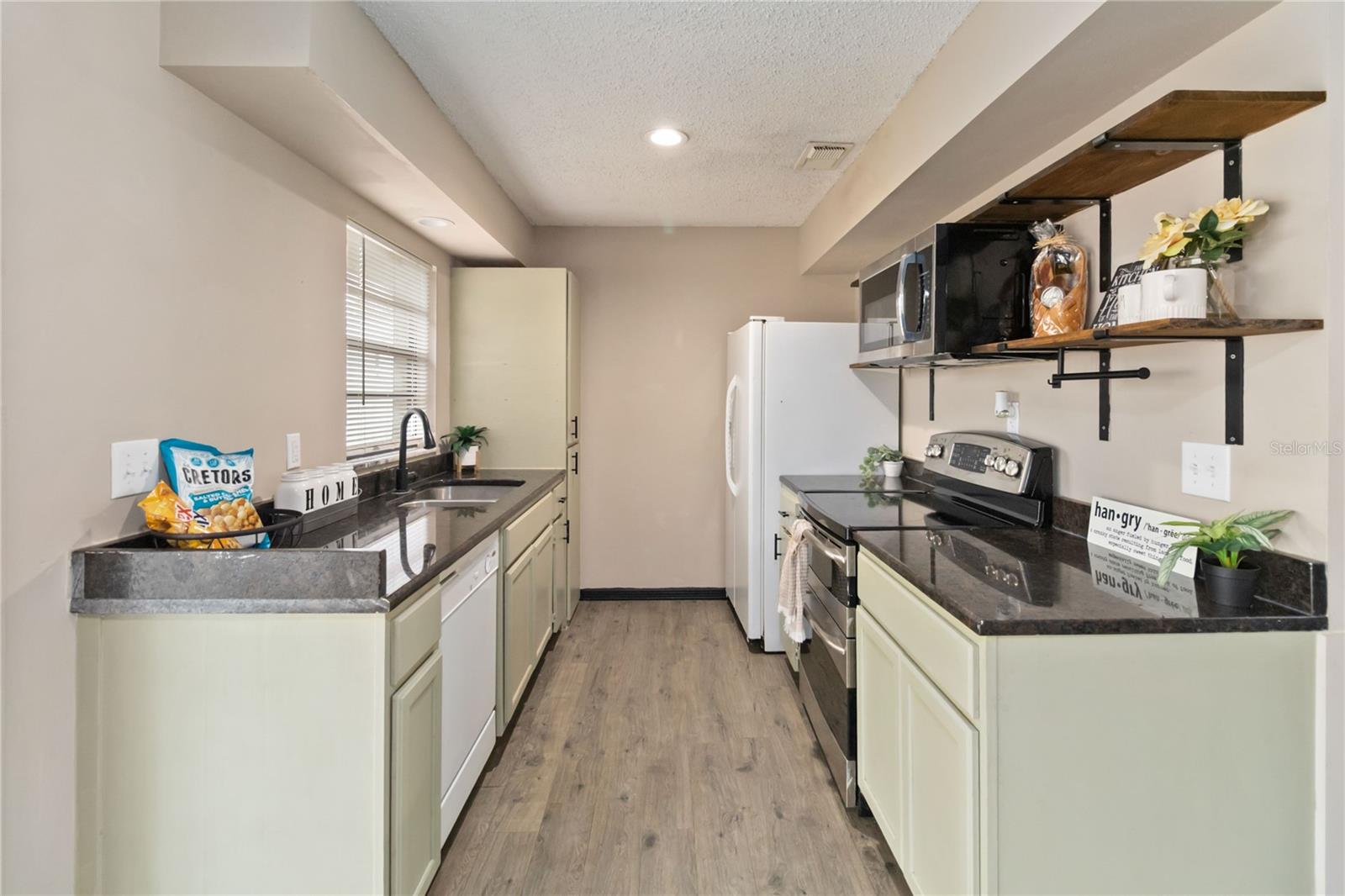 KOCH TERRACE - Residential