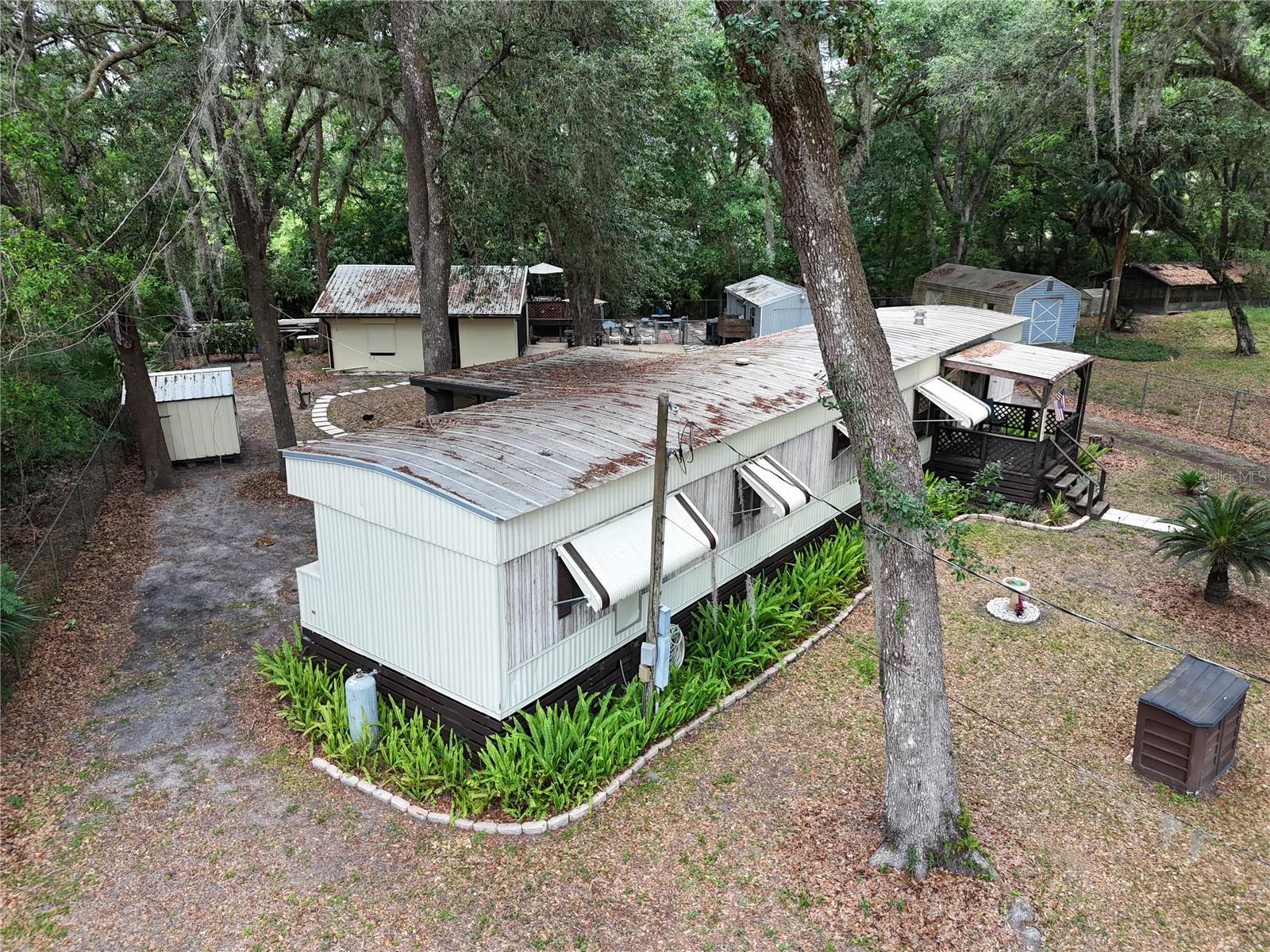 Listing image 1