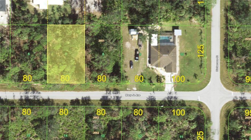 Opportunity to buy a building lot in North West Port Charlotte. Many new homes are being built in the area. Great access to Coco Plum sopping area. Englewood beach is within 30 minutes. No CDD or HOA fees. Invest into your future Today!