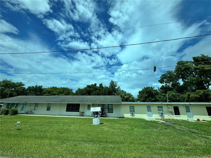 Photo 1 of 26 — 16025 WALLACE STREET, UMATILLA, FL 32784