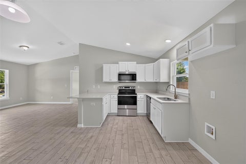 Tiny photo for 8 Oak Circle Trace, Ocala, FL 34472 (MLS # OM727738)