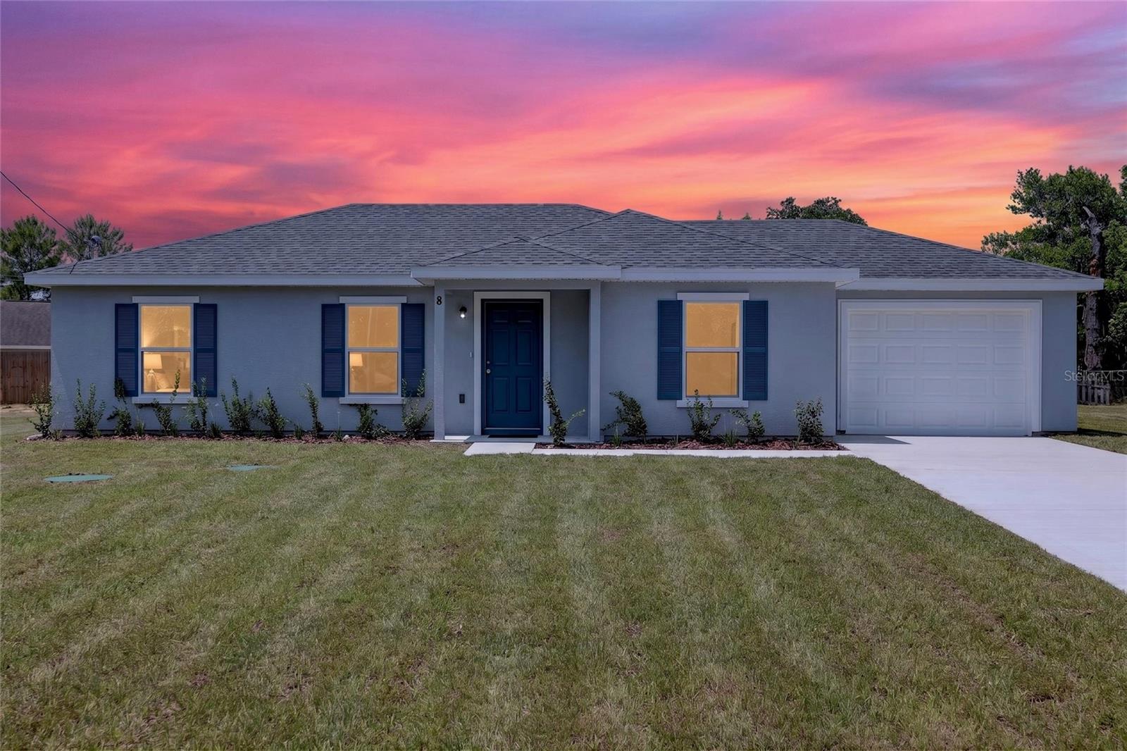 8 OAK CIRCLE TRACE
