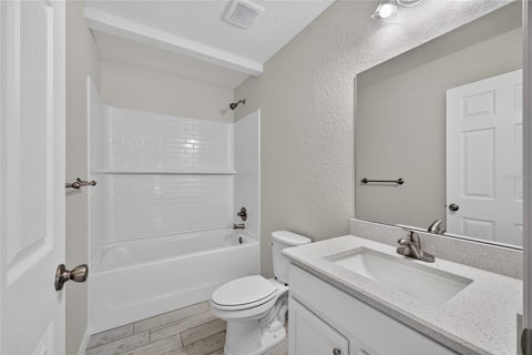Tiny photo for 8 Oak Circle Trace, Ocala, FL 34472 (MLS # OM727738)