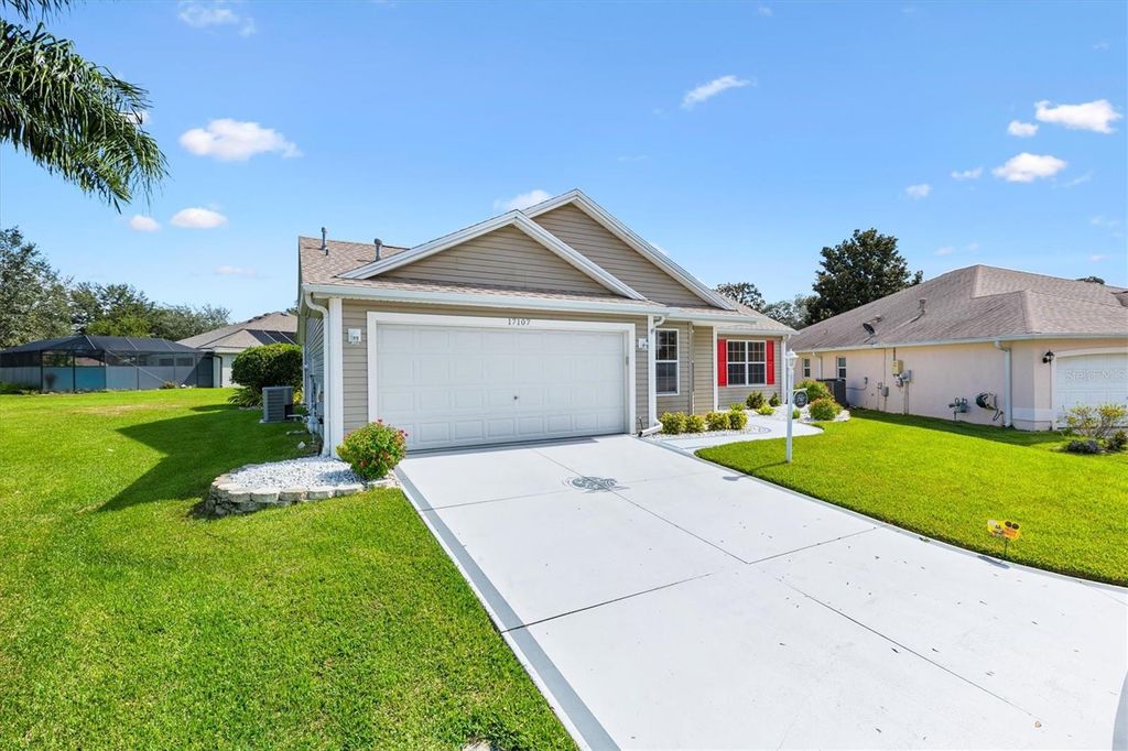 Photo of 17107 SE 93rd Exeter Court, The Villages, FL 32162 (MLS # G5101888)