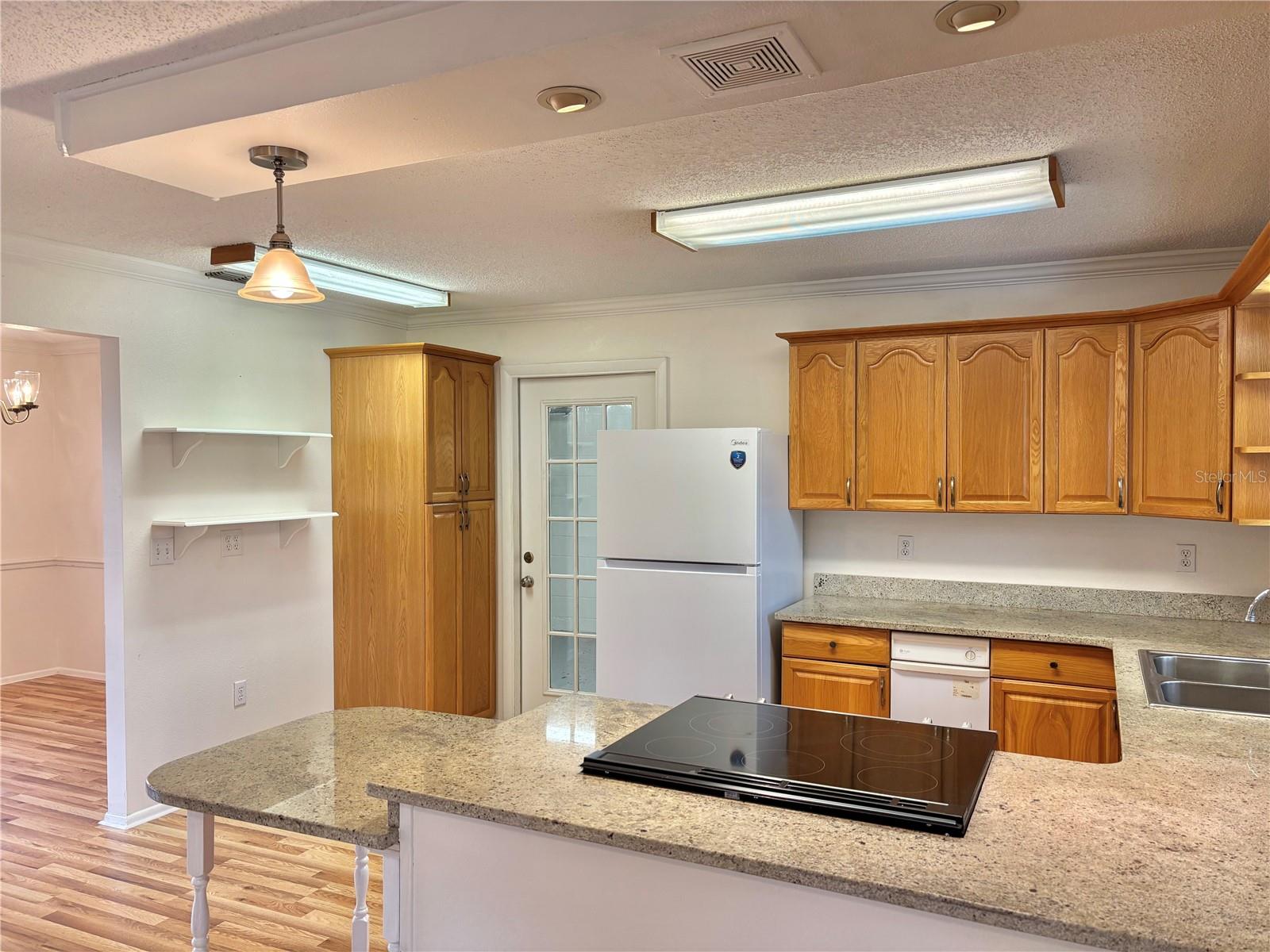 OAKWOOD - Residential