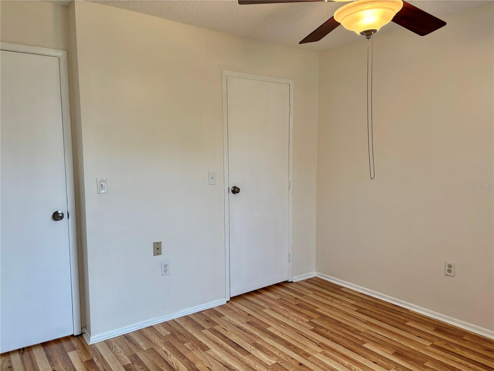 OAKWOOD - Residential