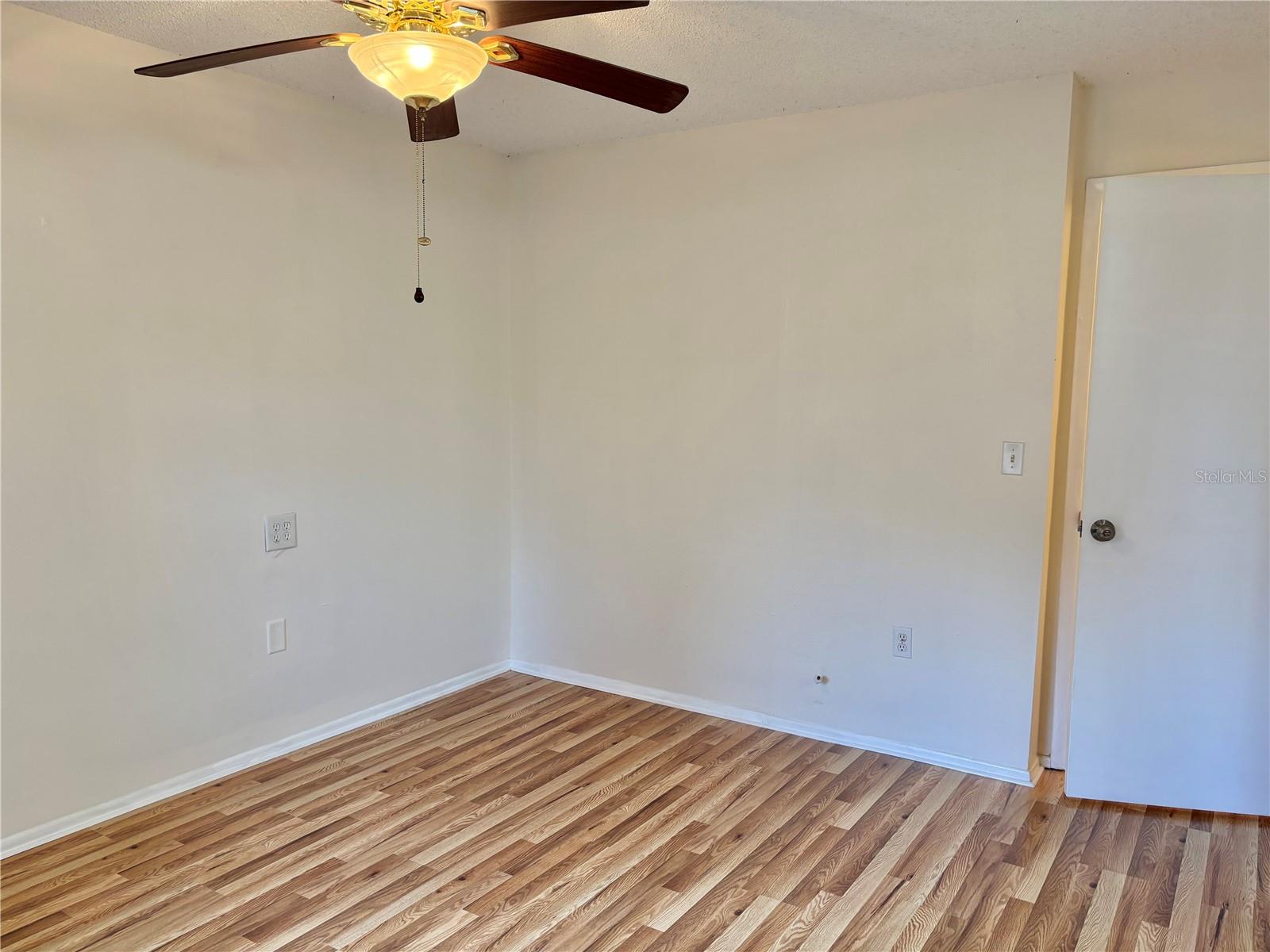 OAKWOOD - Residential