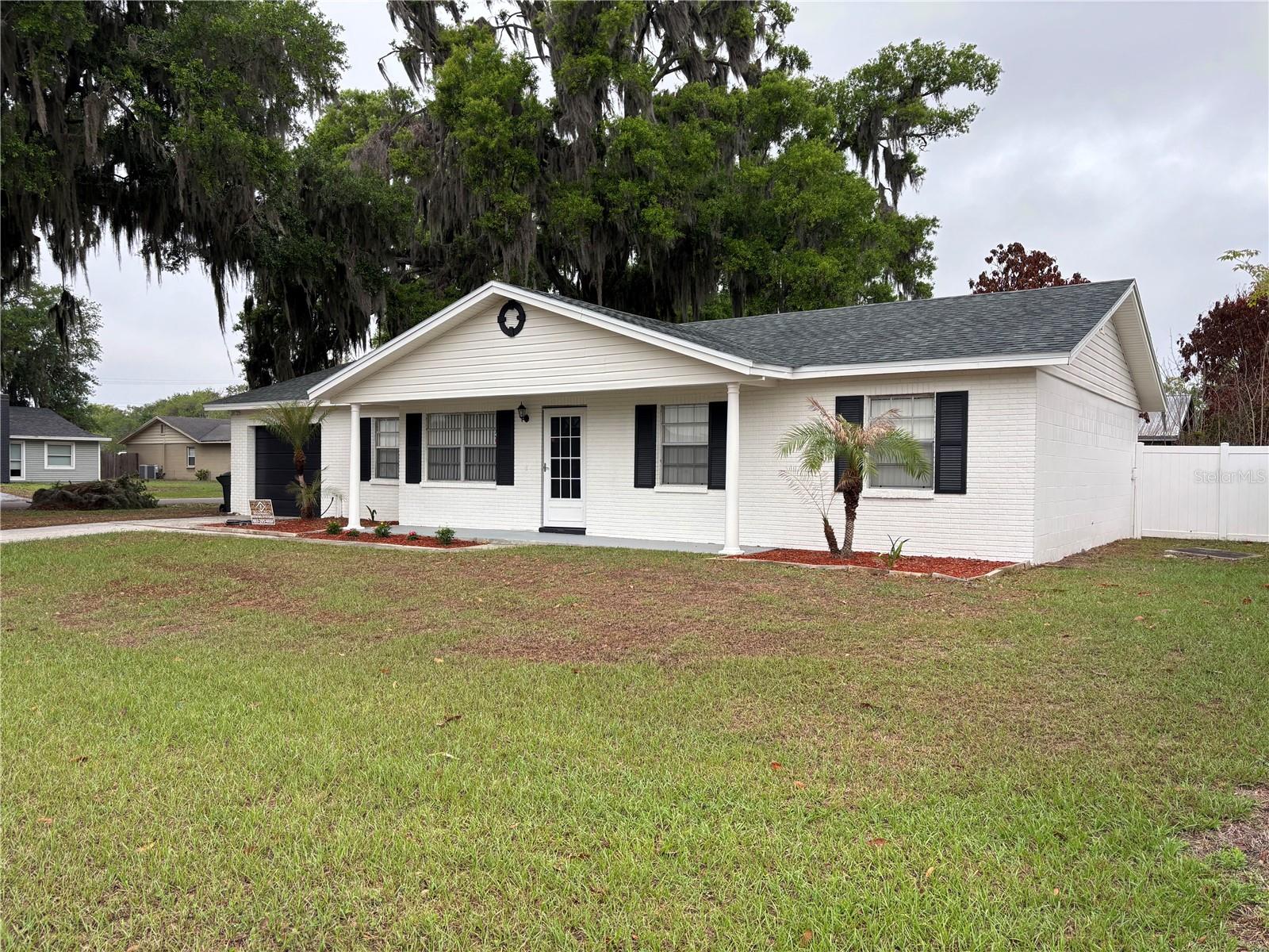 OAKWOOD - Residential