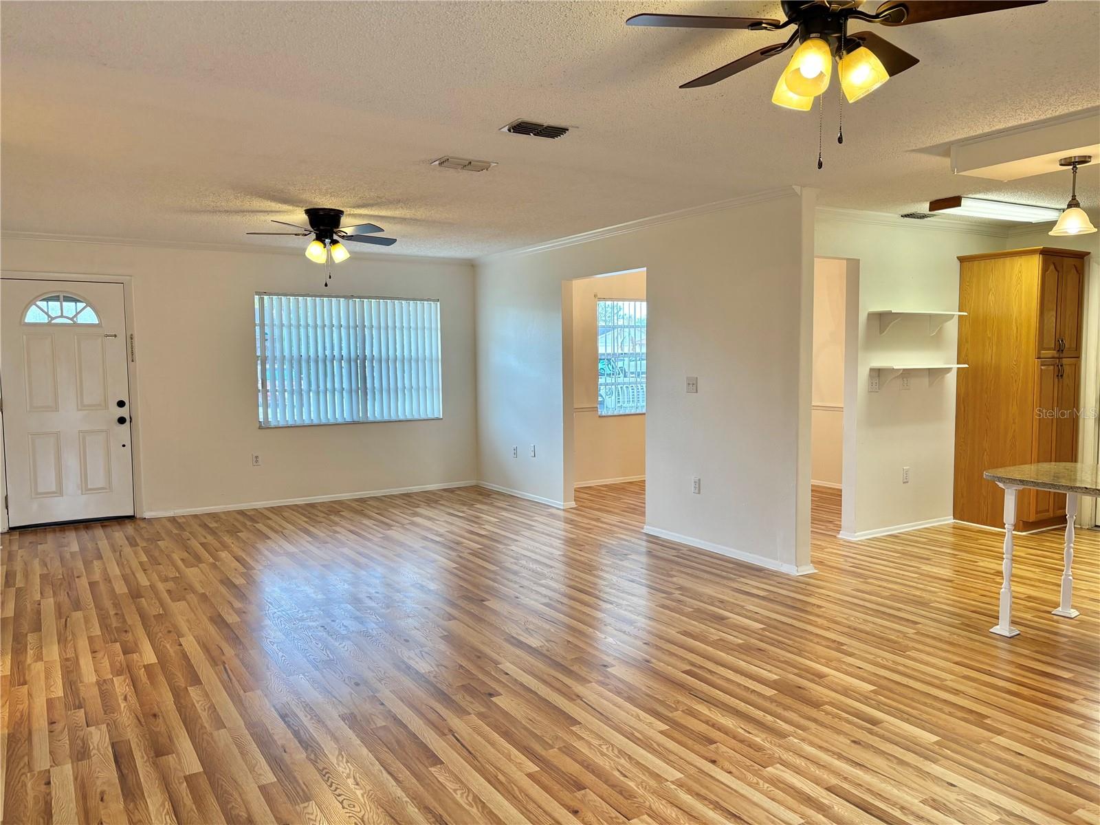 OAKWOOD - Residential