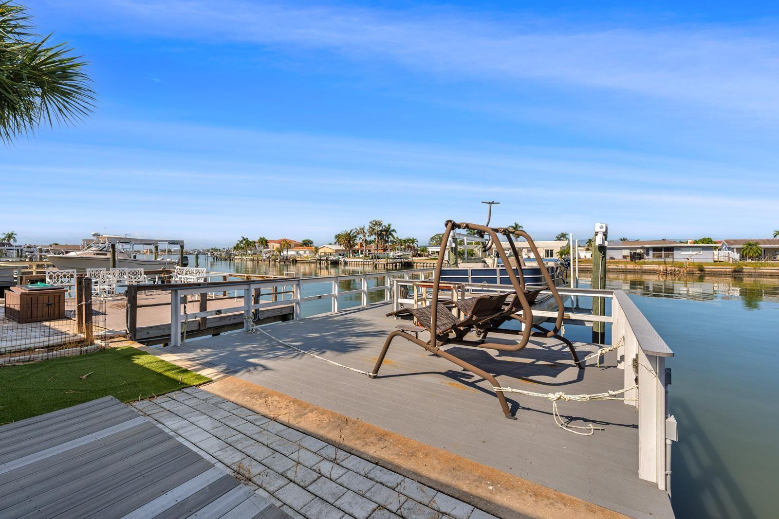 BOCA CIEGA POINT EAST - Residential