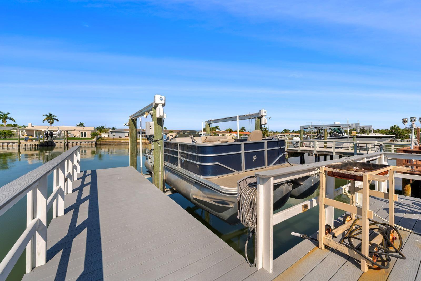 BOCA CIEGA POINT EAST - Residential
