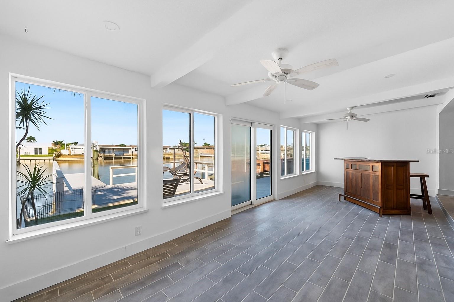 BOCA CIEGA POINT EAST - Residential