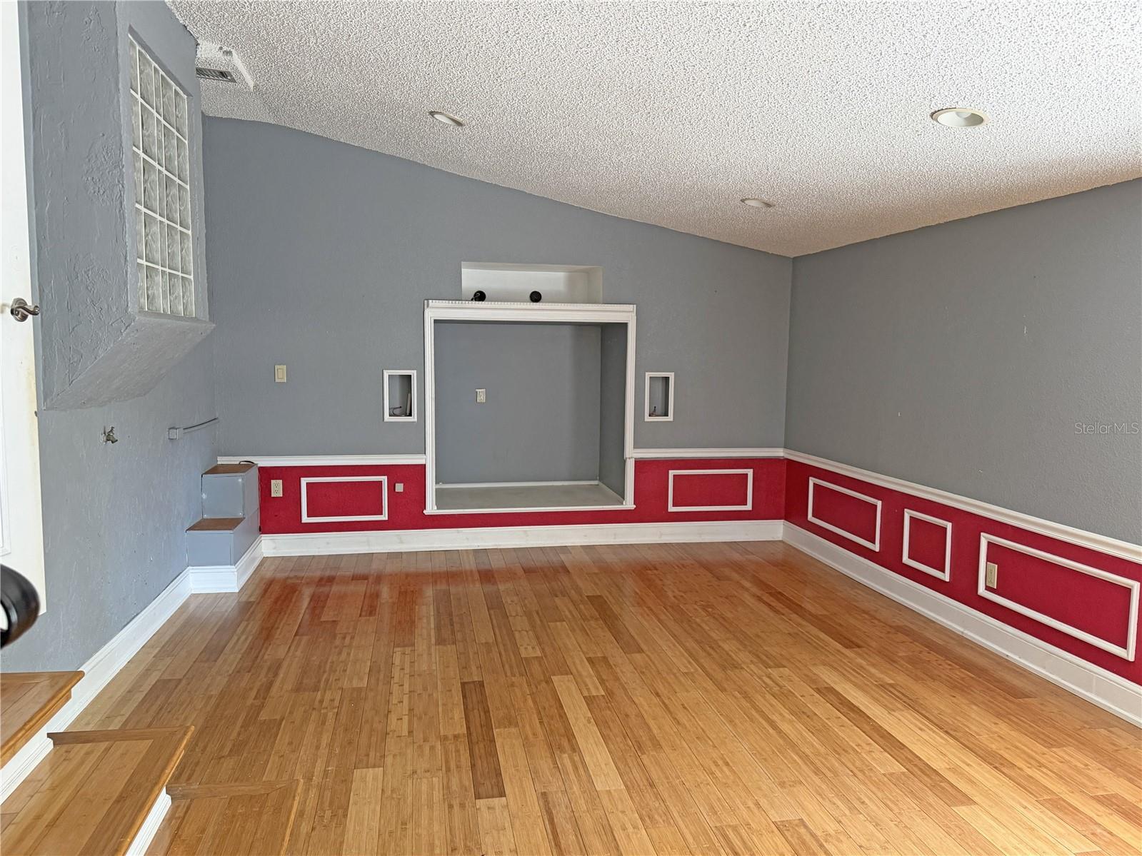 SILVER SPGS SHORES UN 25 - Residential