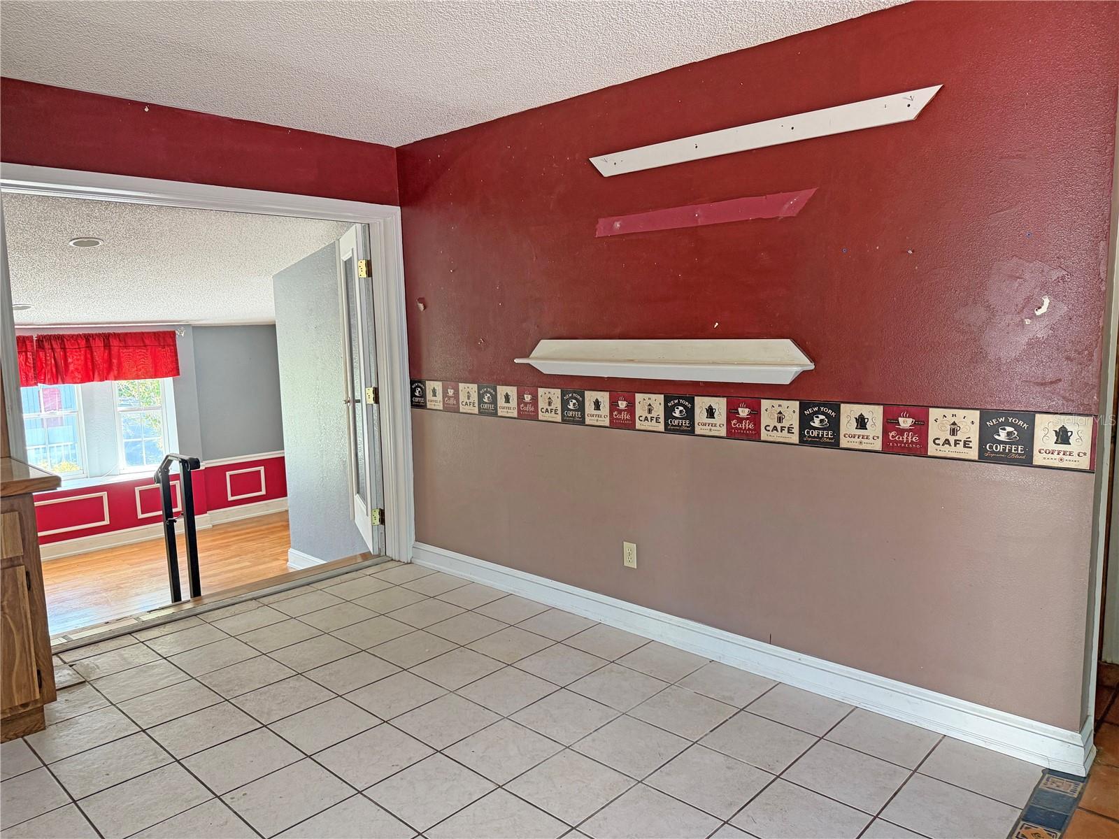 17 JUNIPER TRACK DRIVE