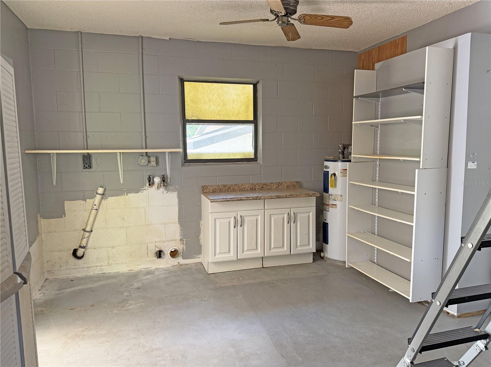 SILVER SPGS SHORES UN 25 - Residential