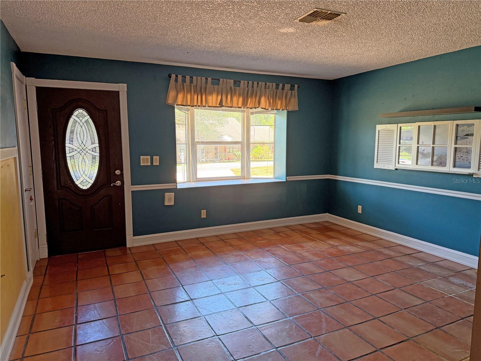 17 JUNIPER TRACK DRIVE