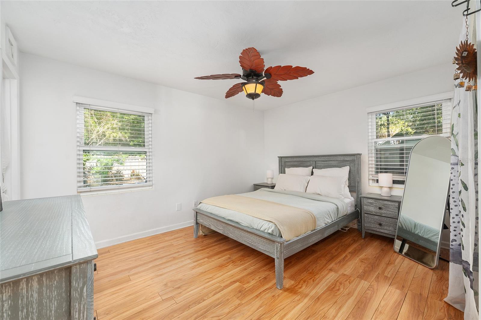 SUNSET ACRES - Residential