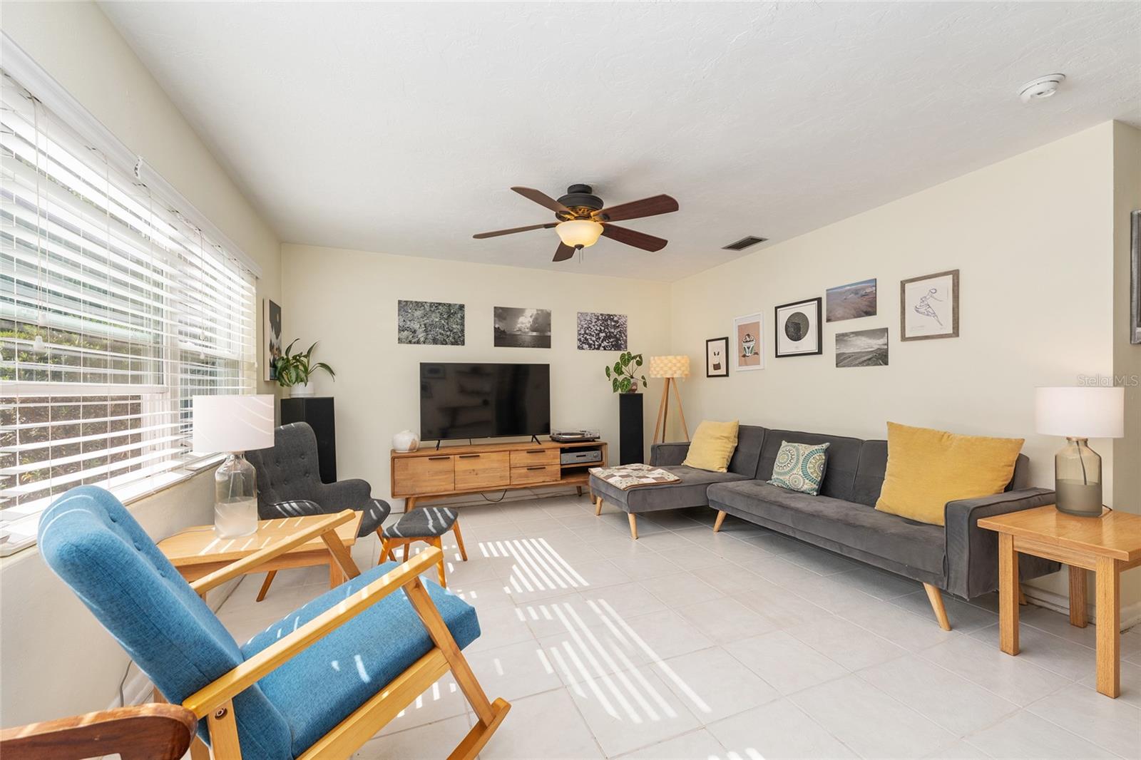 SUNSET ACRES - Residential