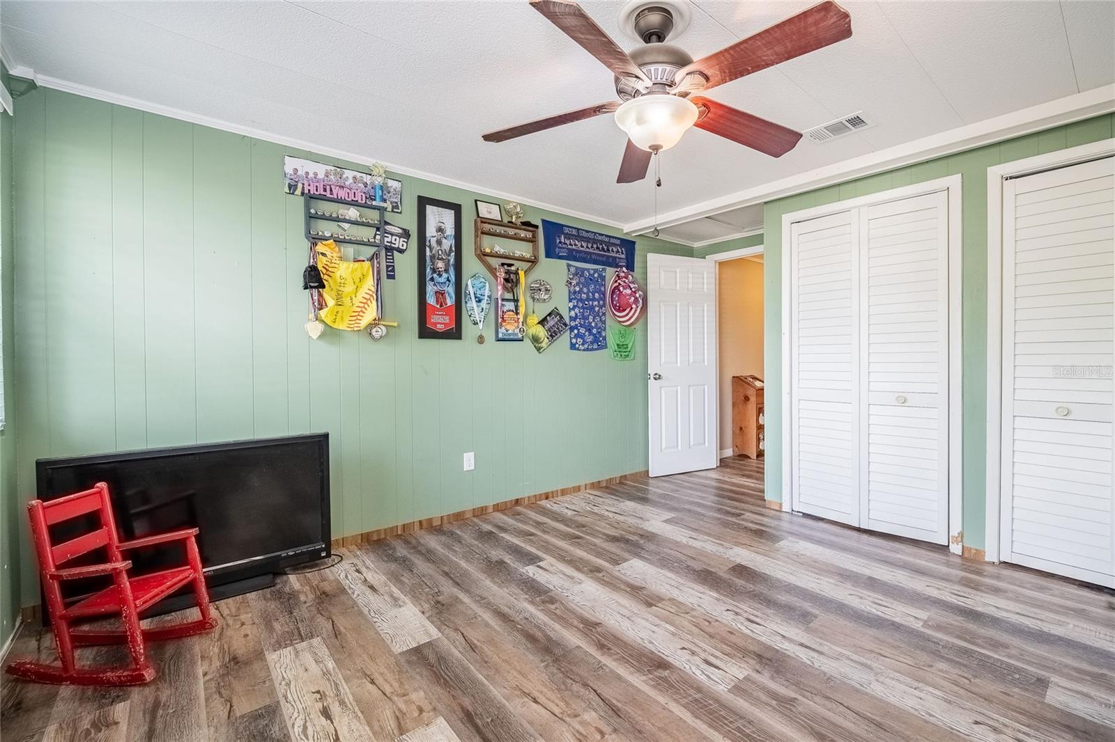 GOLDENGLOW SUB - Residential