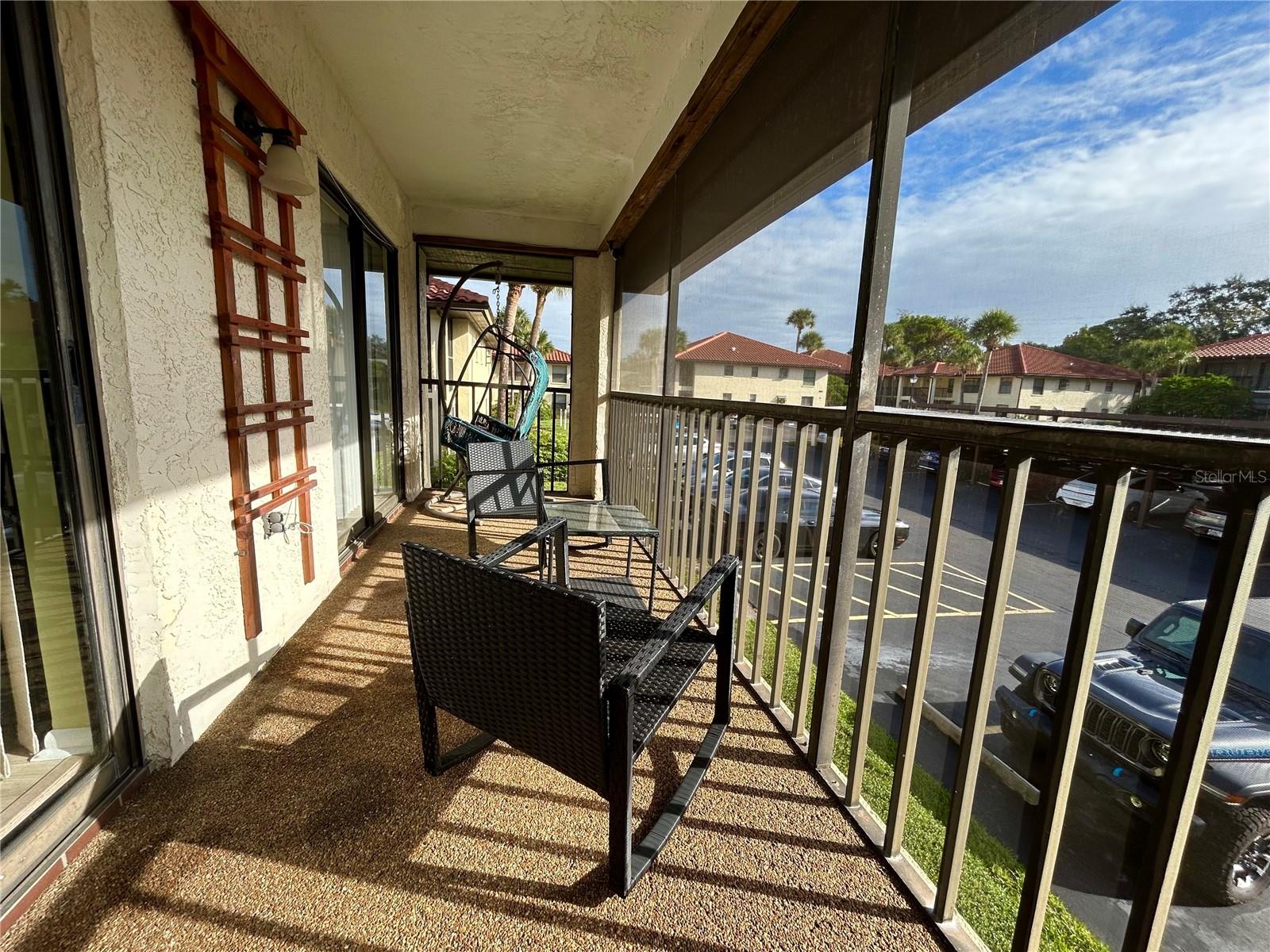 HAMMOCK PINE VILLAGE - Residential