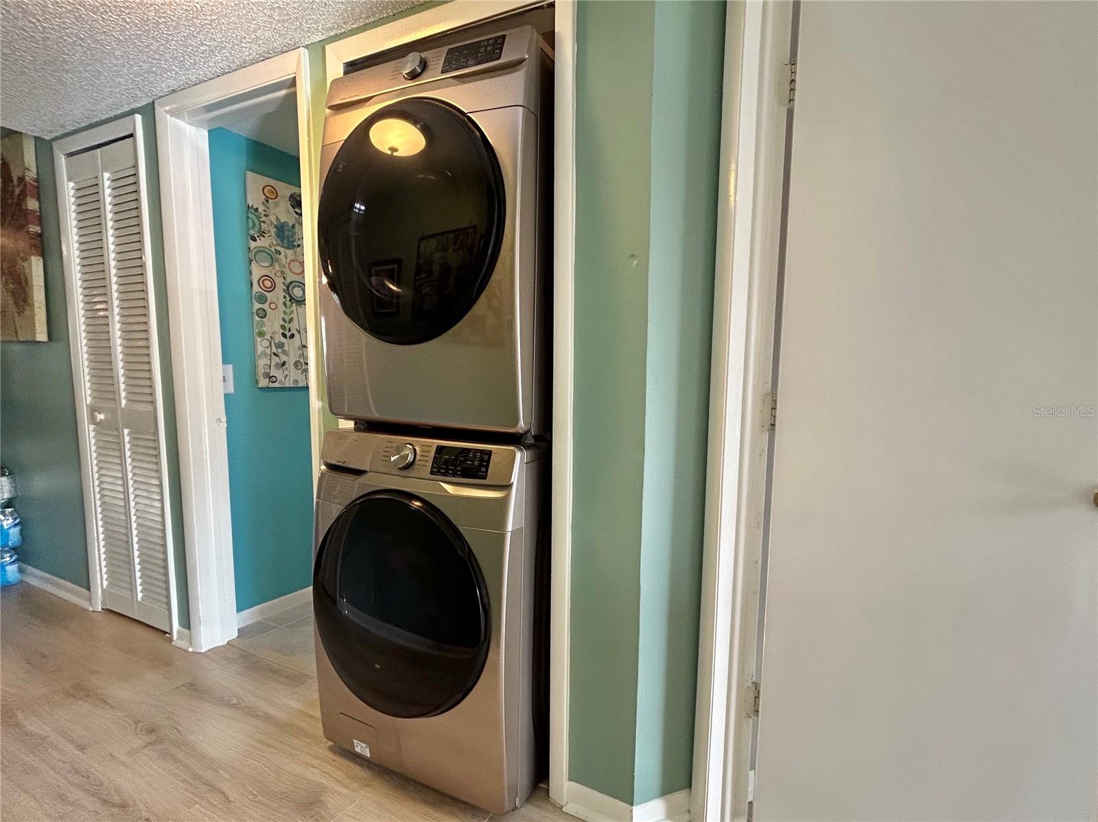 HAMMOCK PINE VILLAGE - Residential