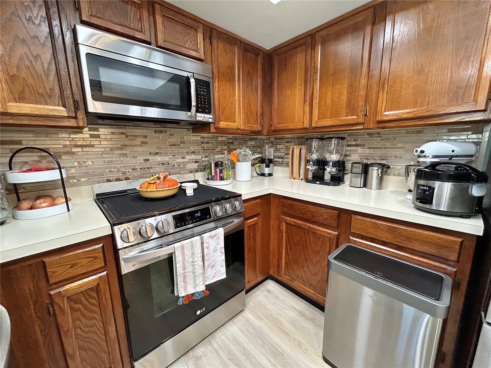 HAMMOCK PINE VILLAGE - Residential